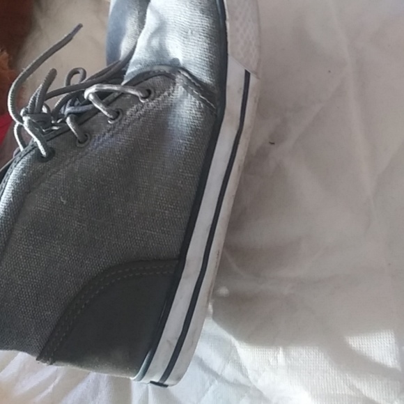 Shoes - Picture 2 of 3